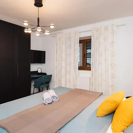 Apartment Amfora Maris Split